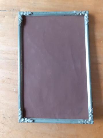 Vintage fotolijst 8 x 13 cm, zilverkleurig metaal beschikbaar voor biedingen
