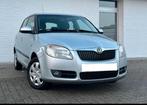 Skoda fabia 1.2 benzine met airco, Voorwielaandrijving, 4 deurs, Handgeschakeld, Grijs