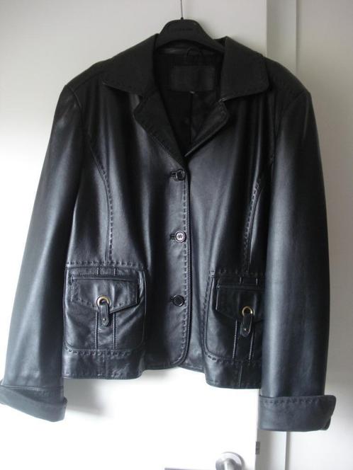 Zwarte lederen jas, dames. mt 44/46, Kleding | Dames, Jassen | Zomer, Gedragen, Maat 42/44 (L), Zwart, Ophalen of Verzenden