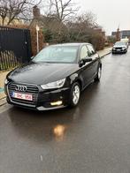 AUDI A1 1.0i ULTRA BENZINE AIRCO NAVI PDC, Auto's, Audi, Euro 5, Stof, A1, Zwart