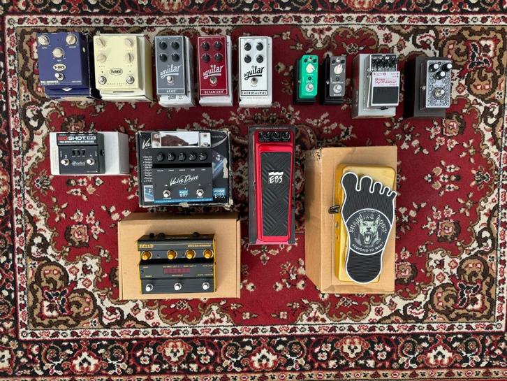 Diverse Bas/Gitaar effecten, Muziek en Instrumenten, Effecten, Gebruikt, Chorus, Distortion, Overdrive of Fuzz, Reverb, Volume