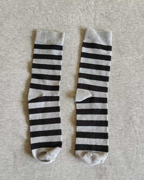 Sokken - Grijs - Strepen - Maat 39/42 - Heren - €1,50, Kleding | Heren, Sokken en Kousen, Gedragen, Maat 39 t/m 42, Zwart, Ophalen