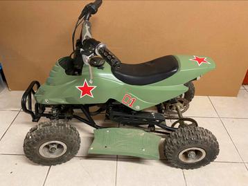 Mini quad kinderquad benzine beschikbaar voor biedingen