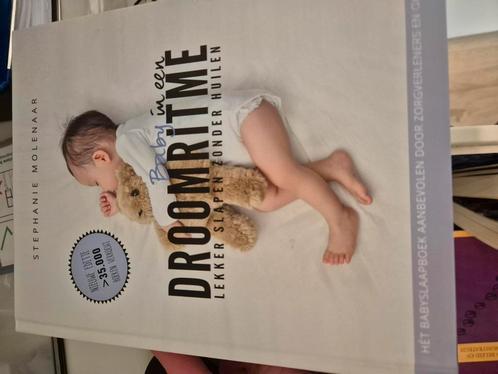 Stephanie Molenaar - Baby in een droomritme, Boeken, Zwangerschap en Opvoeding, Zo goed als nieuw, Ophalen of Verzenden