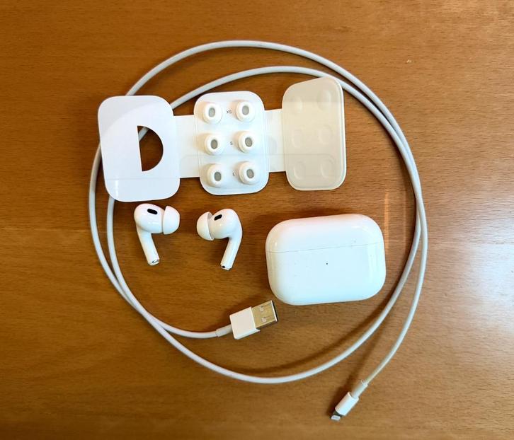 Apple AirPods Pro 2, Telecommunicatie, Mobiele telefoons | Oordopjes, Zo goed als nieuw, In gehoorgang (in-ear), Bluetooth, Ophalen of Verzenden