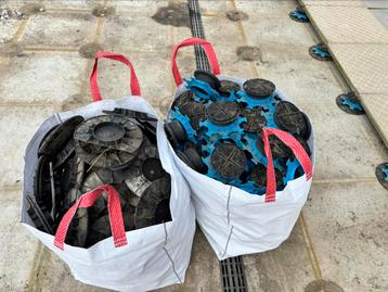 Plots pour carrelages -+ 8-10cm hauteur, Bricolage & Construction, Enlèvement, Comme neuf