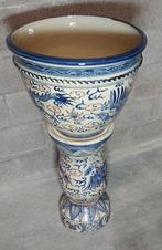 aardewerk bloempot op zuil, Tuin en Terras, Ophalen, Aardewerk