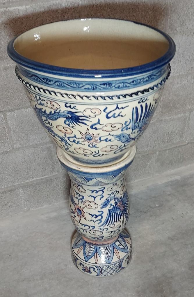 aardewerk bloempot op zuil, Tuin en Terras, Bloempotten, Aardewerk, Ophalen