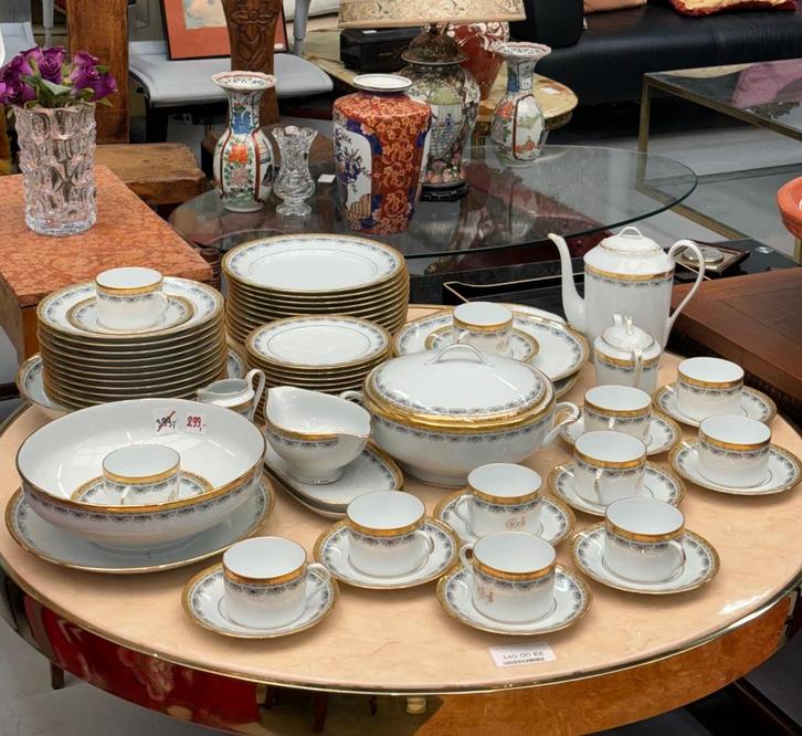 Service de table complet. Limoges, Antiek en Kunst, Antiek | Servies compleet, Ophalen of Verzenden