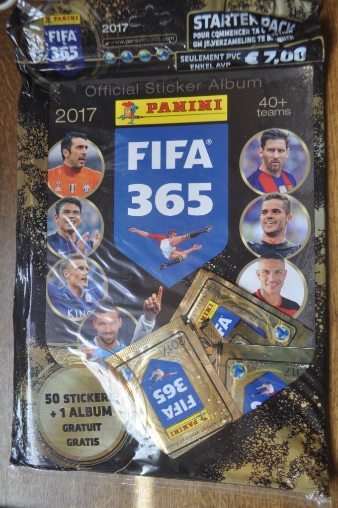 PANINI STARTERSET 2017 FIFA 365  LEEG ALBUM + 10 ZAKJES, Enlèvement ou Envoi, Neuf, Plusieurs autocollants