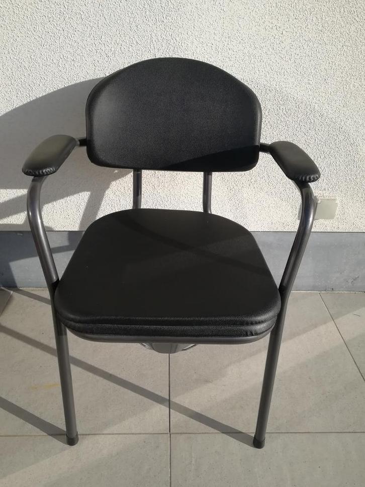 Vermeiren toiletstoel, Diversen, Verpleegmiddelen, Zo goed als nieuw, Ophalen