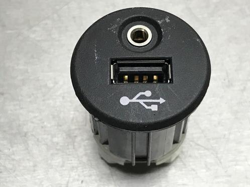 DIVERSEN AUX/USB aansluiting Nissan Juke (F15), Auto-onderdelen, Overige Auto-onderdelen, Nissan, Gebruikt