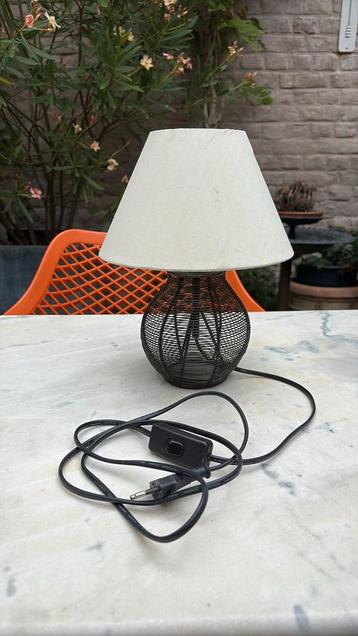 Très belle petite lampe, Enlèvement, Utilisé
