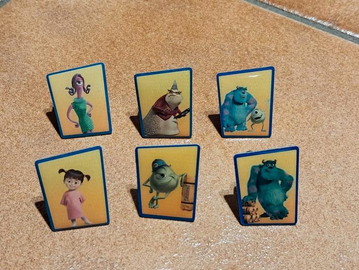 Set van 6 Disney Pixar Monsters and Co. pinnen, Verzamelen, Speldjes, Pins en Buttons, Zo goed als nieuw, Speldje of Pin, Overige onderwerpen