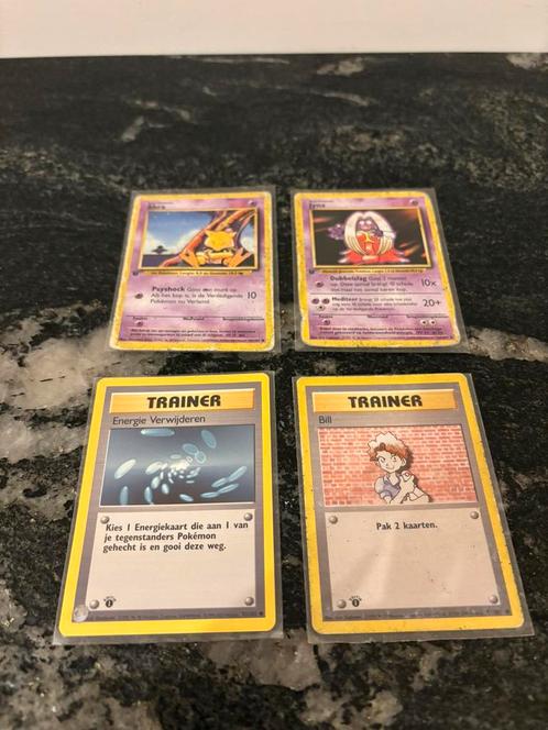 POKEMON BASE SET FIRST EDITION PAKKET, Hobby en Vrije tijd, Verzamelkaartspellen | Pokémon, Ophalen