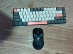 Keyboard + gaming mouse, Computers en Software, Toetsenborden, Ophalen of Verzenden, Zo goed als nieuw