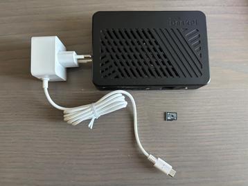 Raspberry Pi 4 8GB with DeskPi Lite case, PSU, 16GB SD Card beschikbaar voor biedingen
