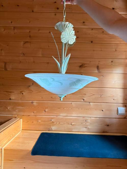 Vintage hanglamp met glazen kom en bloemenmotief, Huis en Inrichting, Woonaccessoires | Etagères, Zo goed als nieuw, Ophalen