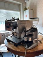 Koffiemachine met koffiemolen, Elektronische apparatuur, Koffiezetapparaten, Ophalen, Gebruikt