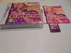 Nintendo DS Barbie Jet, Set & Style (CIB), Games en Spelcomputers, Games | Nintendo DS, 1 speler, Verzenden, Gebruikt, Vanaf 3 jaar