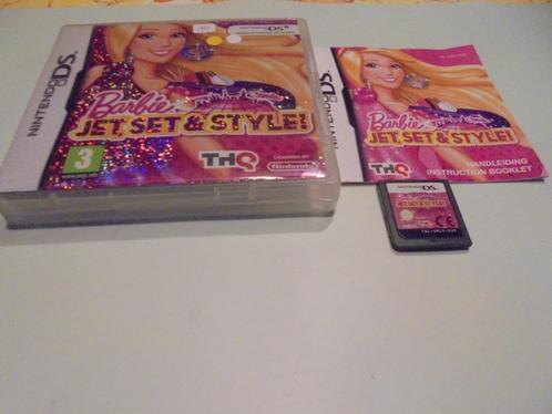 Nintendo DS Barbie Jet, Set & Style (CIB), Games en Spelcomputers, Games | Nintendo DS, Gebruikt, 1 speler, Vanaf 3 jaar, Verzenden