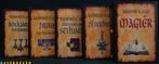 Oorlog van de Grote Scheuring - Raymond E Feist - M - 5x HC, Boeken, Ophalen of Verzenden, Gelezen
