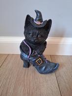 Beeld kat heks in laars, Ophalen of Verzenden, Nieuw, Fantasy