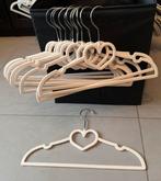 12 Floeren kapstokken voor kind met hartje, Ophalen, Gebruikt, Kapstokje