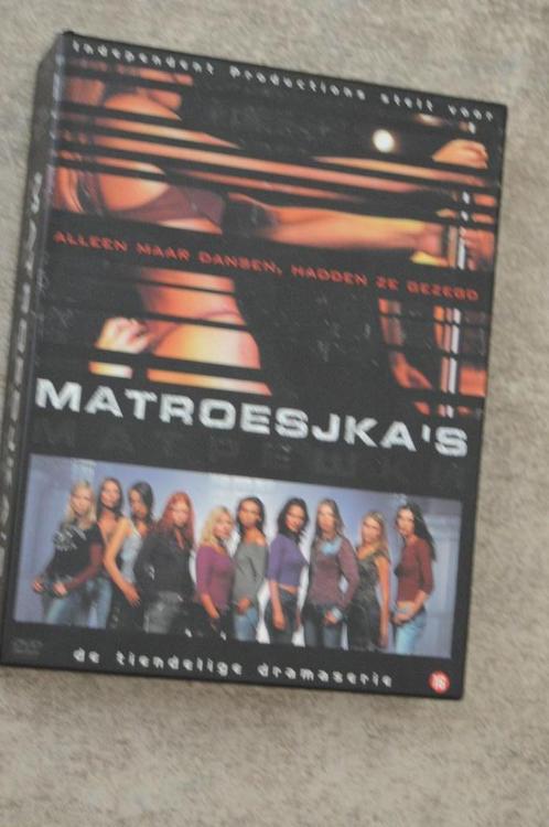 dvd box seizoen 1 matroesjka's, CD & DVD, DVD | TV & Séries télévisées, Comme neuf, Drame, Coffret, À partir de 16 ans, Enlèvement ou Envoi