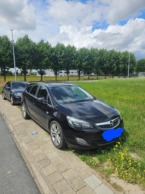 Opel Astra sports Tourer, Auto's, Opel, Particulier, Astra, Airbags, Airconditioning, Radio, Diesel, Euro 5, Break, 5 deurs, Handgeschakeld