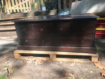 Landelijke salontafel met opberg lade  beschikbaar voor biedingen