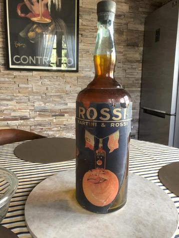Grote Rossi dummy fles beschikbaar voor biedingen