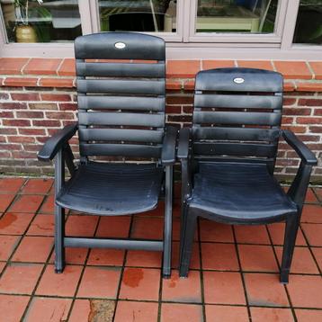2 stoelen Hartman ( 1 ligstoel + 1 gewone )