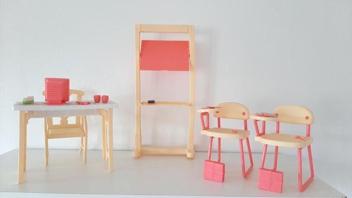 Speelset school voor model (Barbie)poppen, Verzamelen, Poppenhuizen en Toebehoren, Zo goed als nieuw, Ophalen