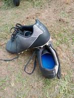 Voetbalschoenen dames ,maat 40, Sport en Fitness, Voetbal, Ophalen, Zo goed als nieuw