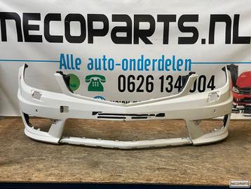 C KLASSE W204 FACELIFT C63 AMG VOORBUMPER ALLES LEVERBAAR !! beschikbaar voor biedingen