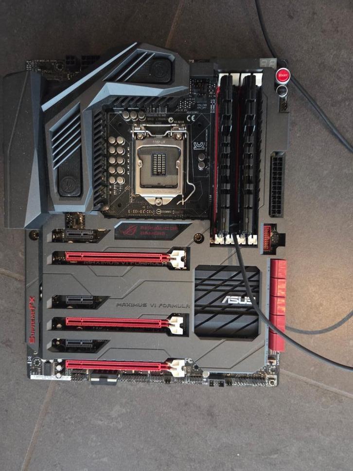 ASUS Maximus VI Formula + 16GB Kingston DDR3, Computers en Software, Moederborden, Intel, DDR3, Ophalen of Verzenden