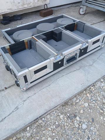 Dj transportkar kist  beschikbaar voor biedingen