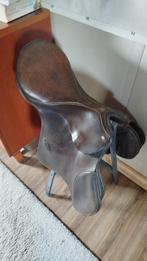 Zadel en statief te koop, Dieren en Toebehoren, Paarden en Pony's | Zadels, Ophalen, Gebruikt