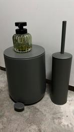 Set voor wc, Ophalen, Gebruikt, Groen