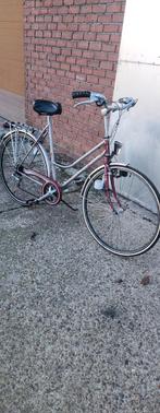 Dames fiets, Fietsen en Brommers, Fietsen | Oldtimers, Ophalen of Verzenden