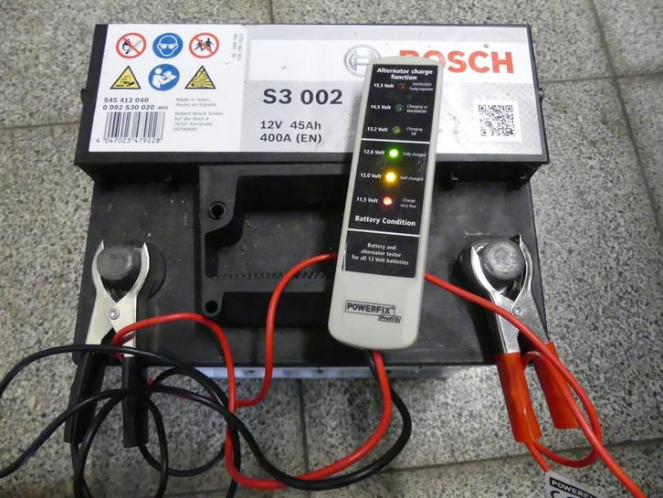 Bosch Batterij type S3 002 12V 45Ah, Auto-onderdelen, Accu's en Toebehoren, Nieuw, Ophalen