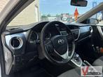Toyota Auris Touring Sports 1.8 Hybrid Executive | Pano | Cl, Auto's, Toyota, Automaat, Zwart, Wit, Lederen bekleding
