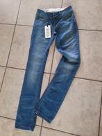 Nouveau pantalon de Only jeans Taille 27/34, W27 (confection 34) ou plus petit, Bleu, Enlèvement ou Envoi, Only