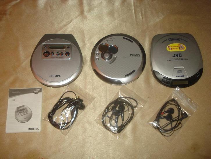 PHILIPS, JVC Lot de 3 Discmans avec Ecouteurs, Audio, Tv en Foto, Walkmans, Discmans en Minidiscspelers, Discman, Ophalen of Verzenden