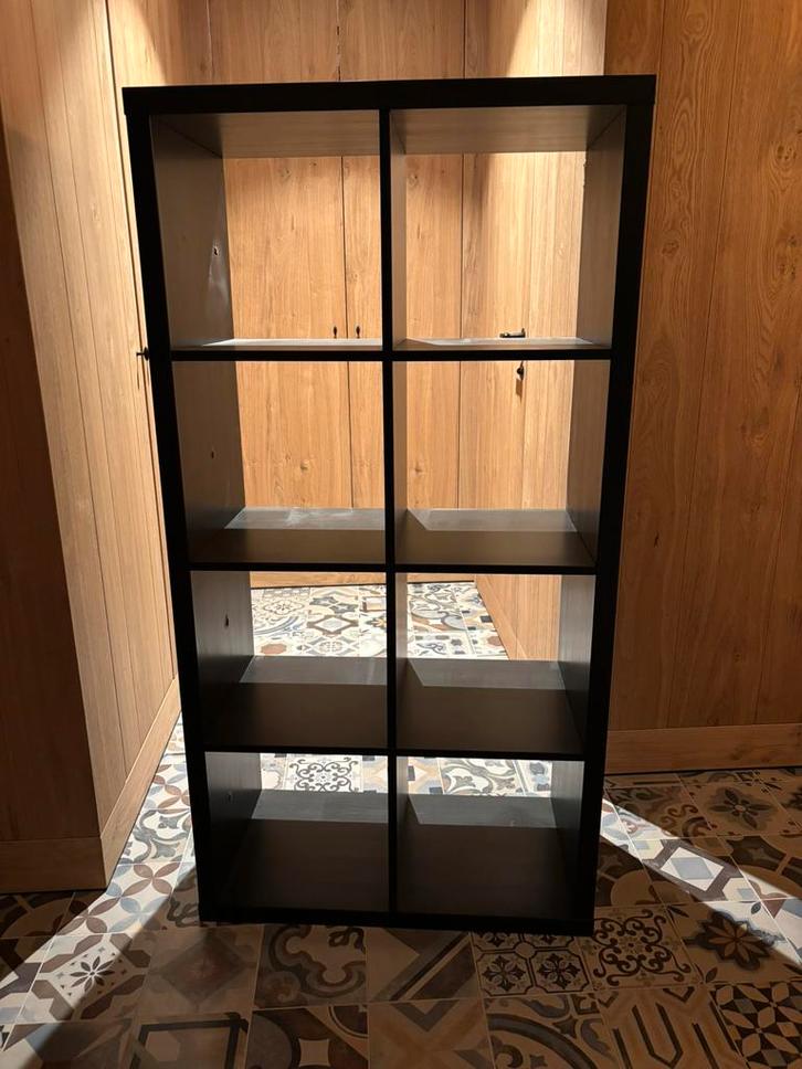 Gratis Kallax kast, Huis en Inrichting, Kasten | Boekenkasten, Gebruikt, Ophalen