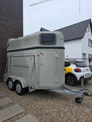 1,5 paardentrailer, Dieren en Toebehoren, Paarden en Pony's | Trailers en Aanhangwagens, Ophalen, Zo goed als nieuw