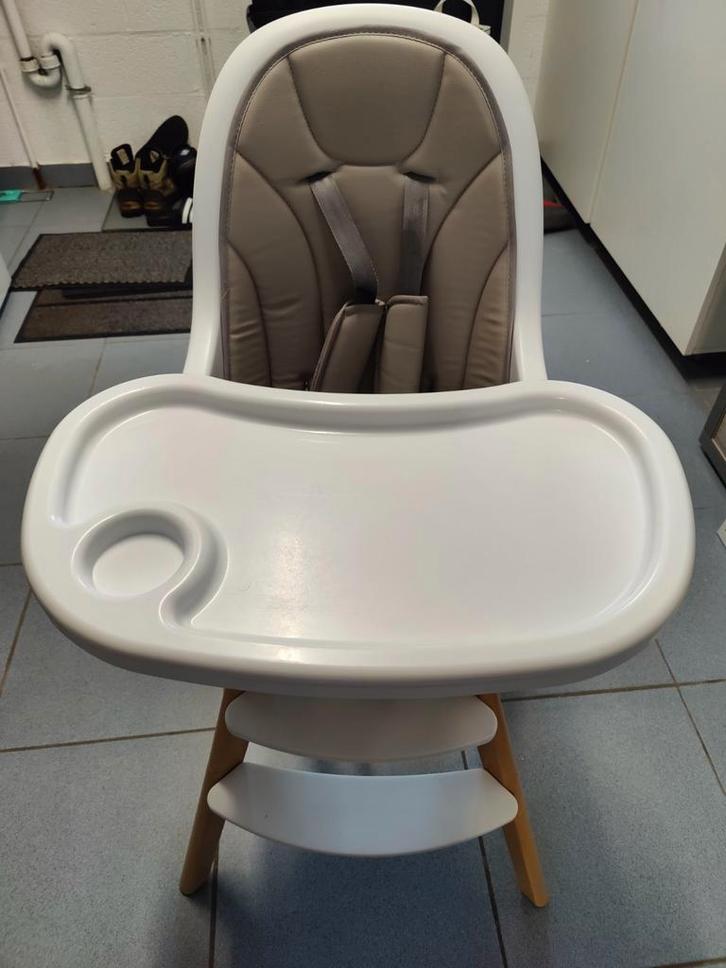 Eetstoel kinderen, Kinderen en Baby's, Kinderstoelen, Gebruikt, Aanschuifbaar, Afneembaar eetblad, Gordel(s), Ophalen