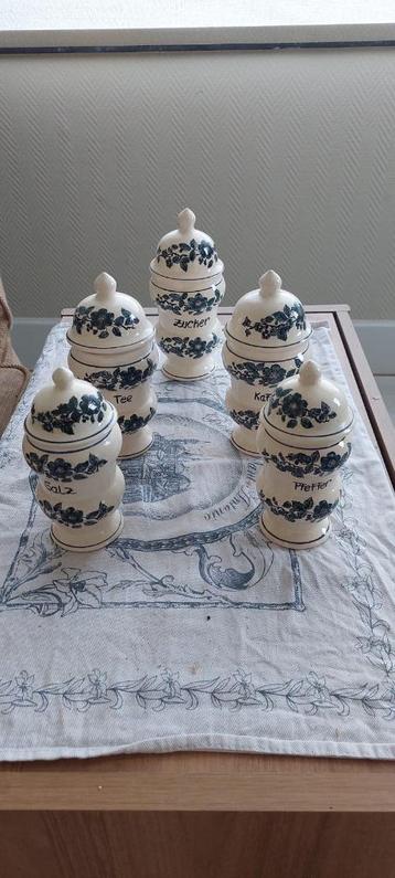 peper zout potjes  beschikbaar voor biedingen