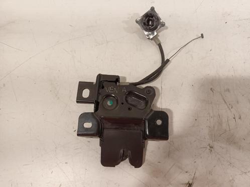 SLOTVANGER ACHTERKLEP ELEKTR. Ford USA Mustang V, Auto-onderdelen, Carrosserie, Achterklep, Amerikaanse onderdelen, Gebruikt